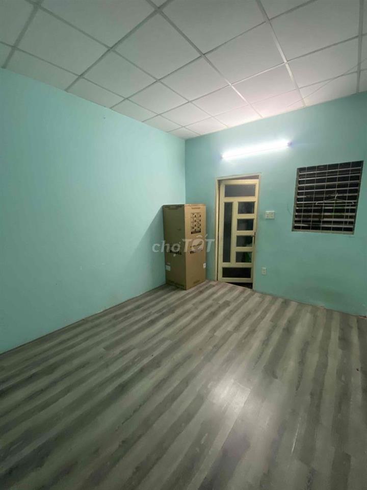 trọ gần đại học công nghiệp đi 10m ra chợ gò vấp