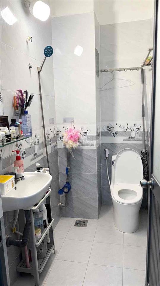 PASS PHÒNG RỘNG 30m2 - CÁCH VĂN HIẾN CÔNG THƯƠNG 5p ĐI XE