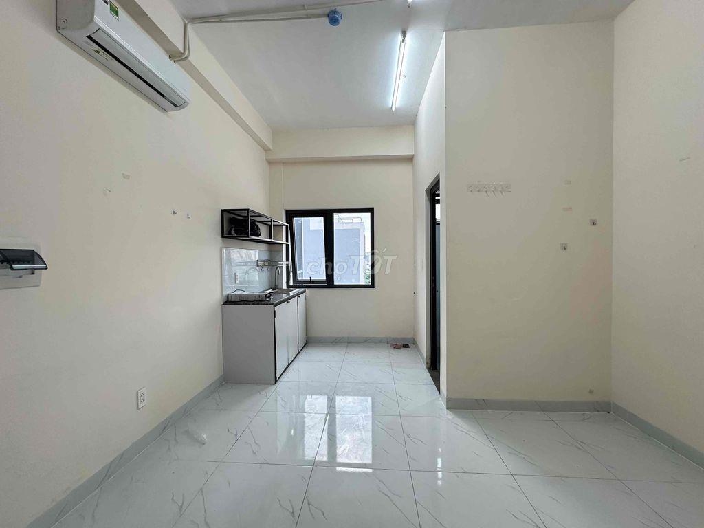 HỖ TRỢ 1TR TIỀN CỌC - FULL NỘI THẤT - CỬA SỔ TRỜI - THANG MÁY