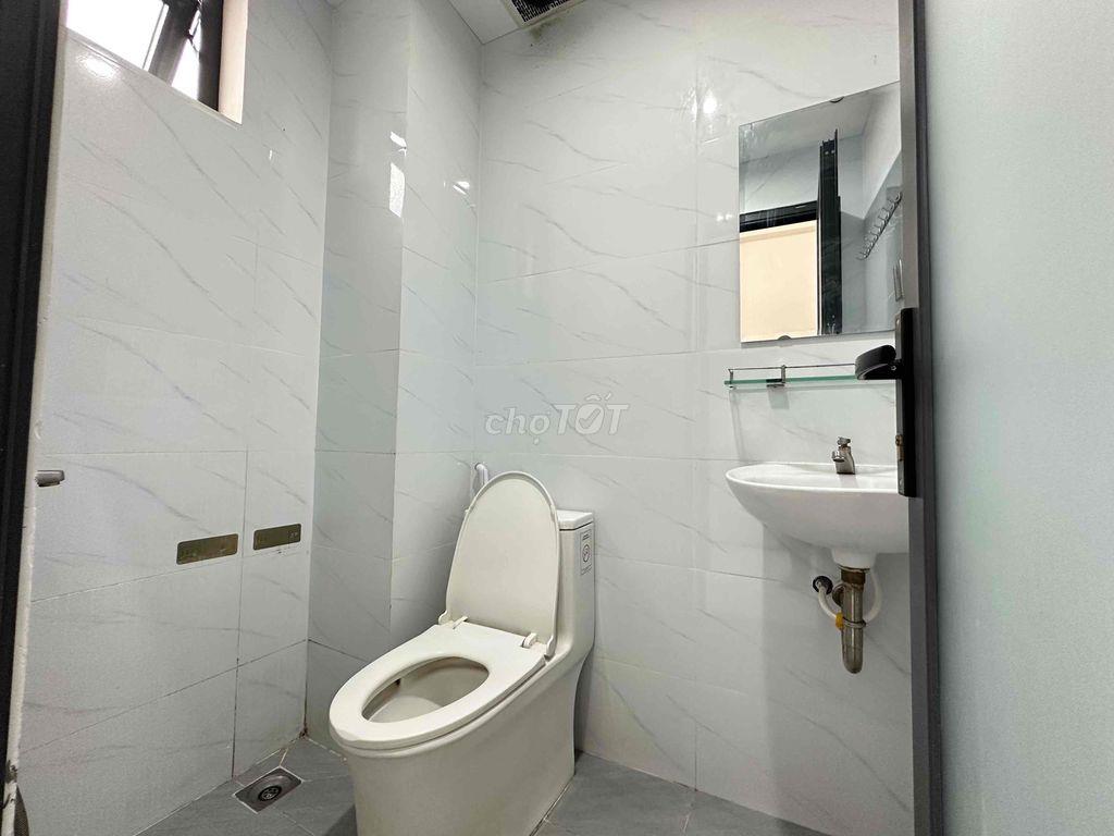 HỖ TRỢ 1TR TIỀN CỌC - FULL NỘI THẤT - CỬA SỔ TRỜI - THANG MÁY