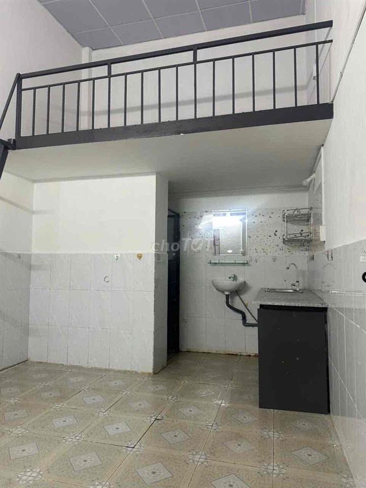 Phòng mới Ngay Lã Xuân Oai với Làng Tăng Phú, Cách Lê Văn Việt 400m