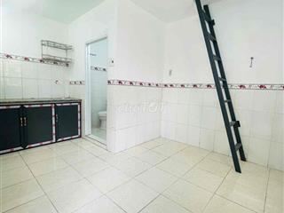Phòng mới thoáng ngay cổng ĐH Kinh Tế Luật, Ngay Làng ĐH Quốc Gia