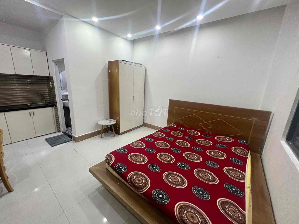 cho thuê phòng cửa sổ Huỳnh Văn Bánh