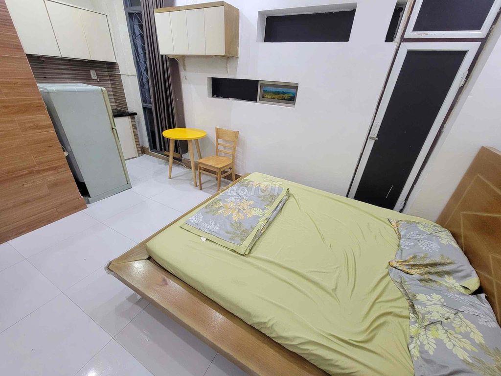 cho thuê phòng cửa sổ Huỳnh Văn Bánh