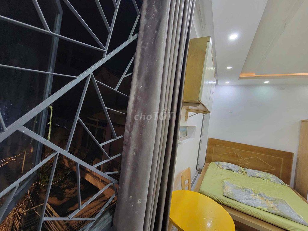 cho thuê phòng cửa sổ Huỳnh Văn Bánh
