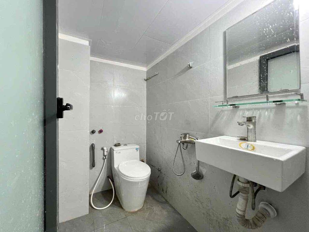 Free dịch vụ và xe - hỗ trợ giữ phòng đến cuối tháng 🔥