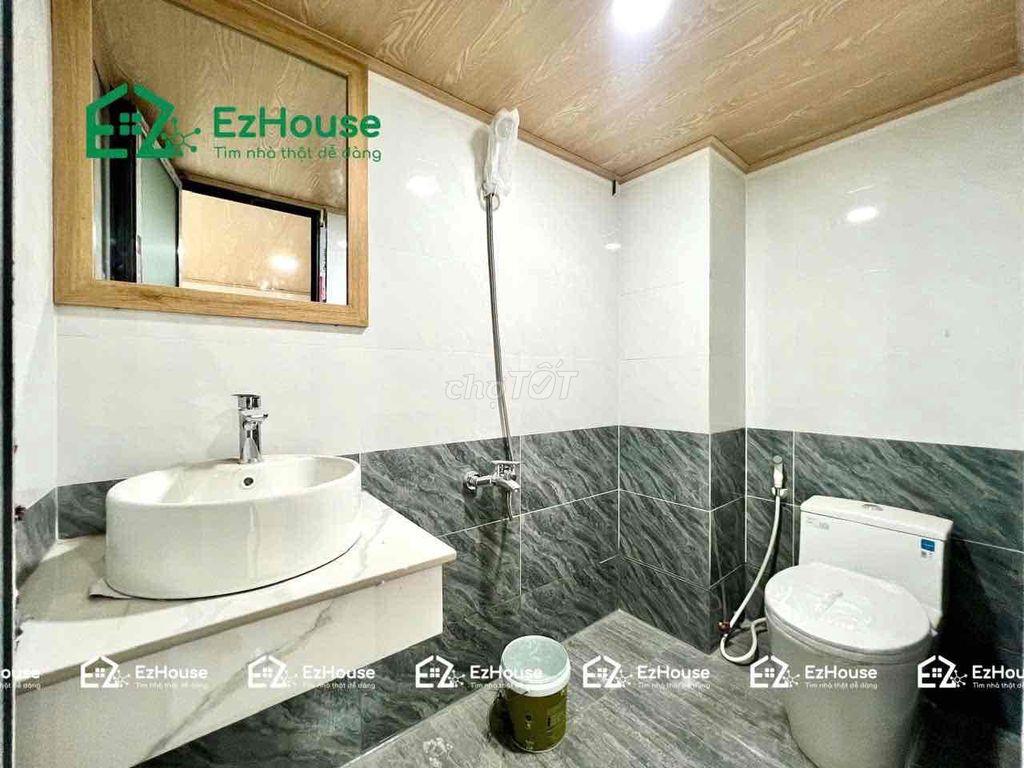 Free tiền dịch vụ và xe chỉ tính điện nước mới xây