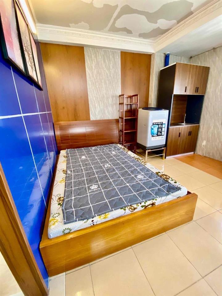 Phòng full nội thất ban công máy giặt riêng gần cv làng hoa