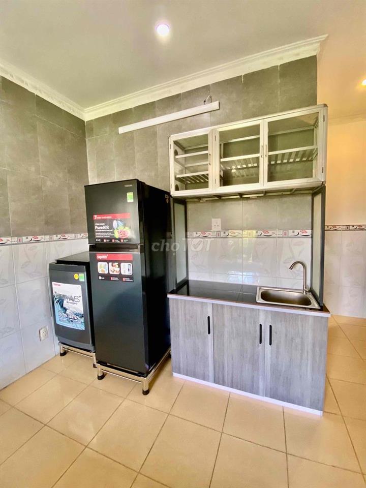 Phòng ban công máy giặt riêng view đẹp có KM