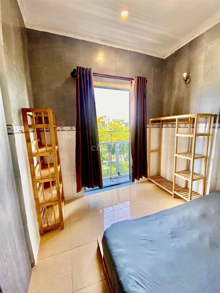 Phòng ban công máy giặt riêng view đẹp có KM