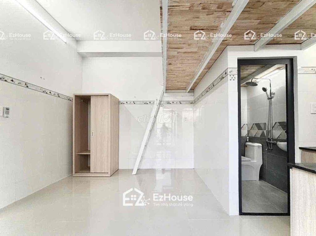 🏡 Duplex ban công ở 2-3 người gần trường VLU IUH