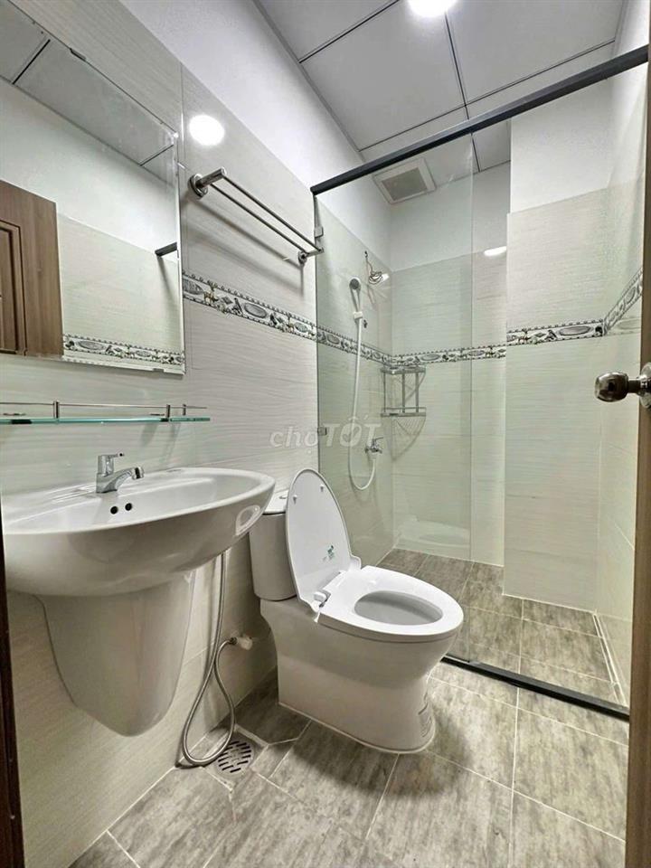 STUDIO 3 NGƯỜI NGAY TRUNG TÂM GÒ VẤP DÀNH CHO SINH VIÊN VĂN LANG, IUH