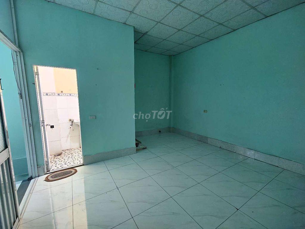 CHO THUÊ NHÀ NGUYÊN CĂN - 2 PHÒNG NGỦ - CHÍNH CHỦ - NGAY BÌNH HƯNG HÒA