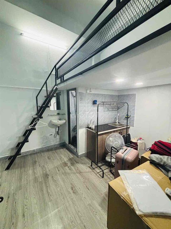Giảm 500k - Duplex Rộng Rãi Gác Cao 2m- Nguyễn Thái Són