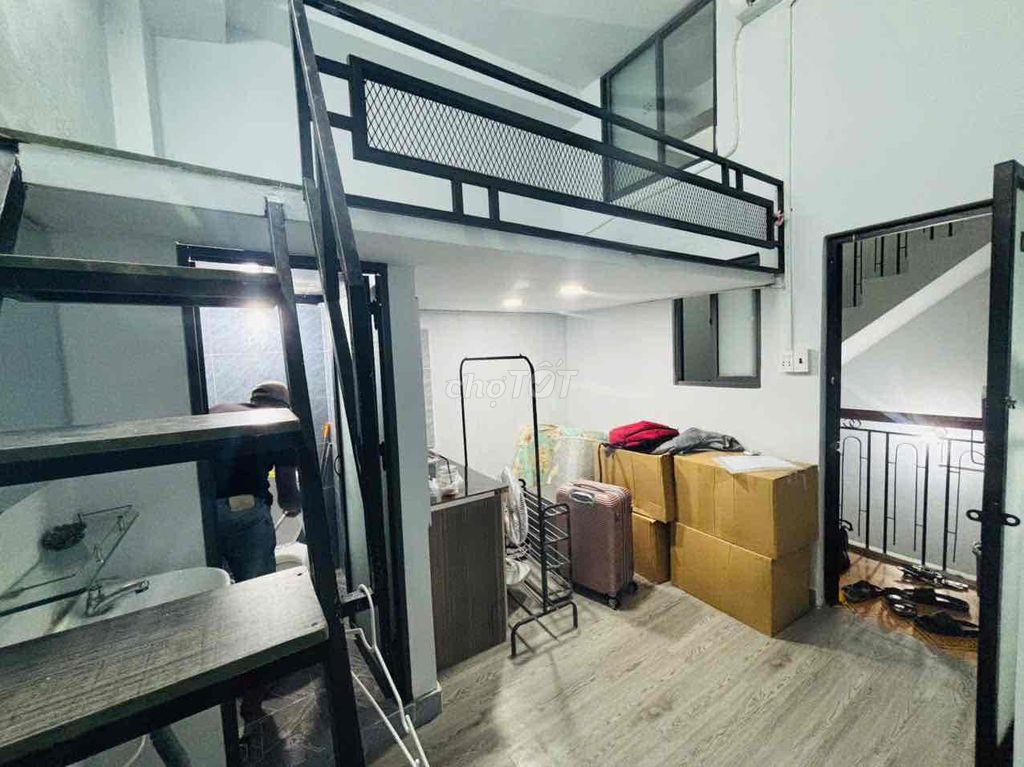 Giảm 500k - Duplex Rộng Rãi Gác Cao 2m- Nguyễn Thái Són