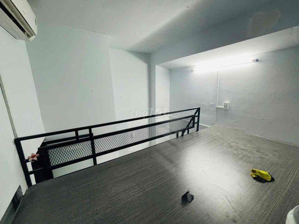 Giảm 500k - Duplex Rộng Rãi Gác Cao 2m- Nguyễn Thái Són
