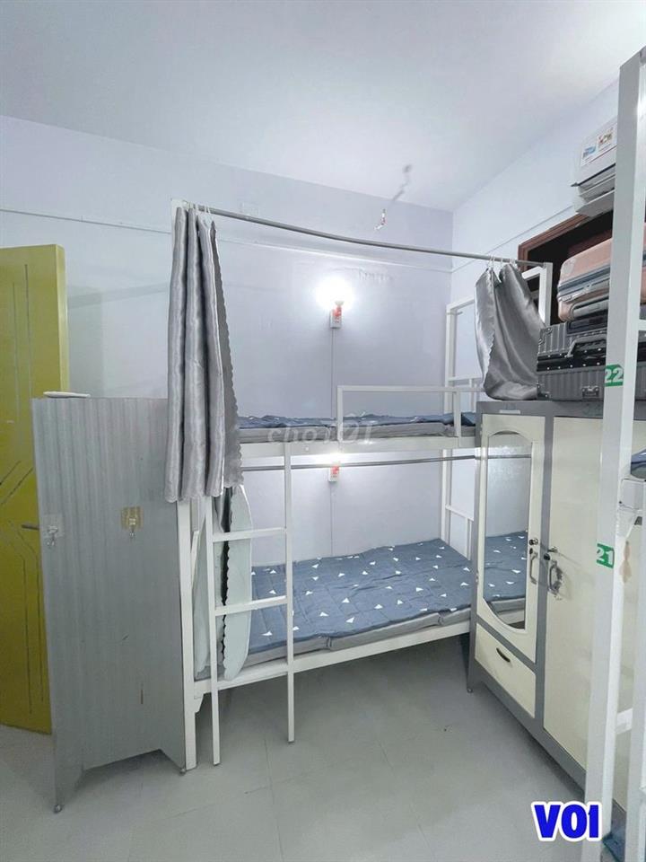 FREE 1 THÁNG TIỀN NHÀ _🔥KTX Nam Nữ phòng 6 người ngay IUH & VLU