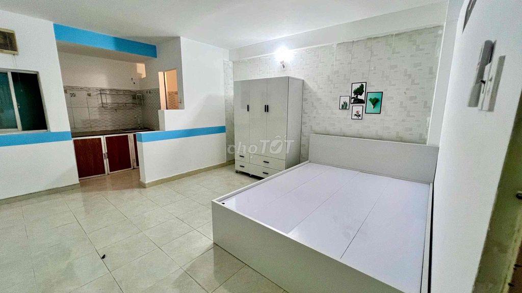 Phòng ban công, GIÁ RẺ, ĐẢM BẢO GIÁ KHÔNG ẢO