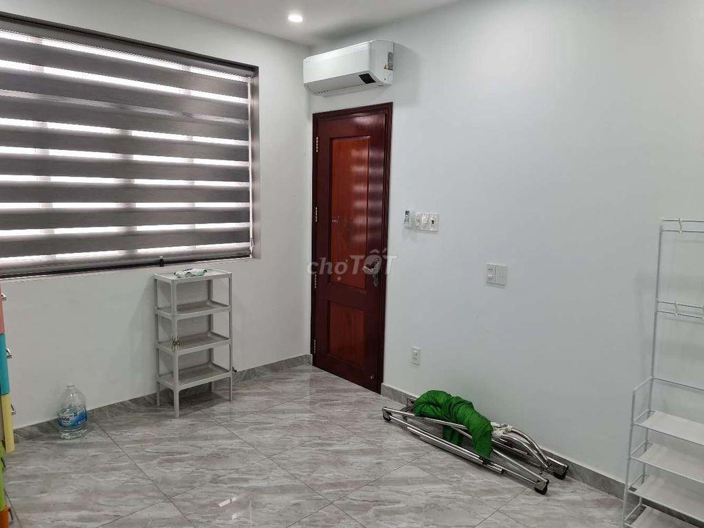 Cho Nữ thuê phòng bao điện, nước...( Nvvp hoặc sv )
