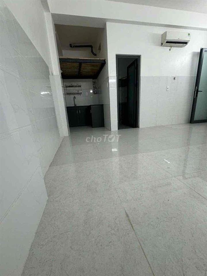 Do có việc gấp phải chuyển về quê nên cần sang nhượng phòng trọ còn hợ