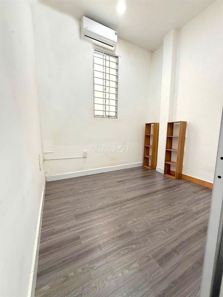 CHDV 2 Phòng Ngủ Tách Bếp, Rộng Rãi, Thoáng Mát