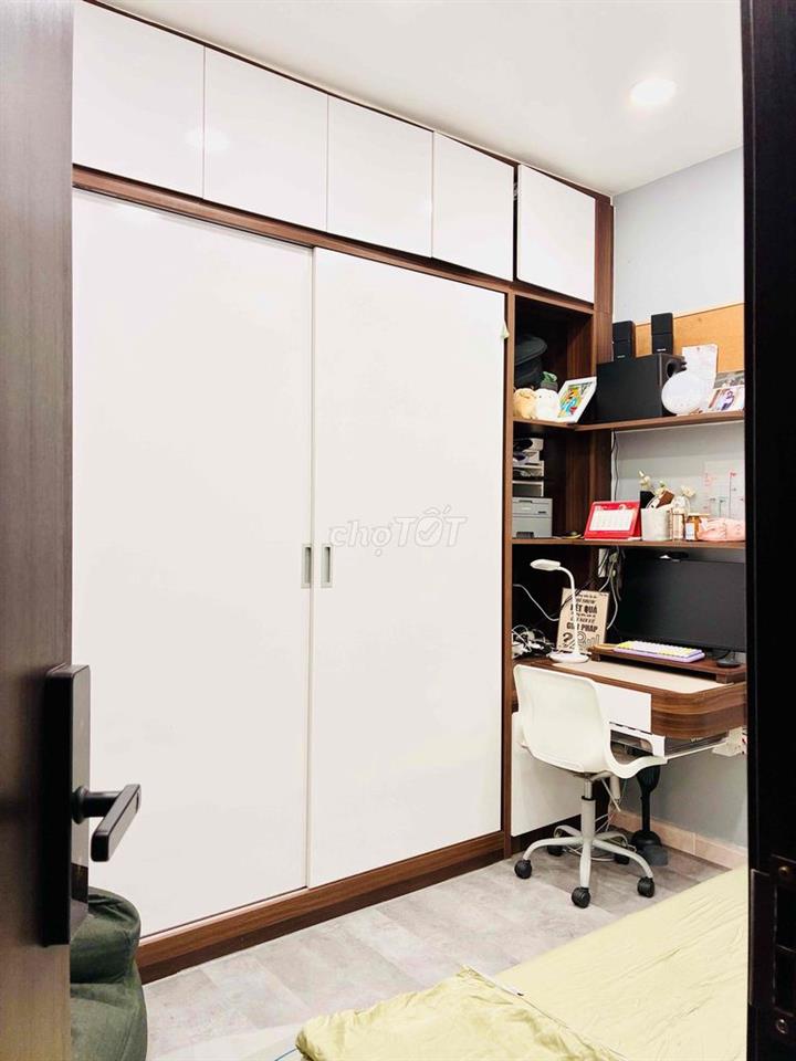 Bán nhà hẻm xe hơi sổ hồng nội thất cao cấp Gò Vấp