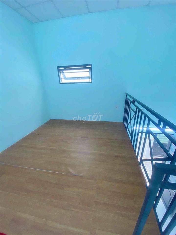 Trọ máy lạnh - gác cao ngay gần IUH