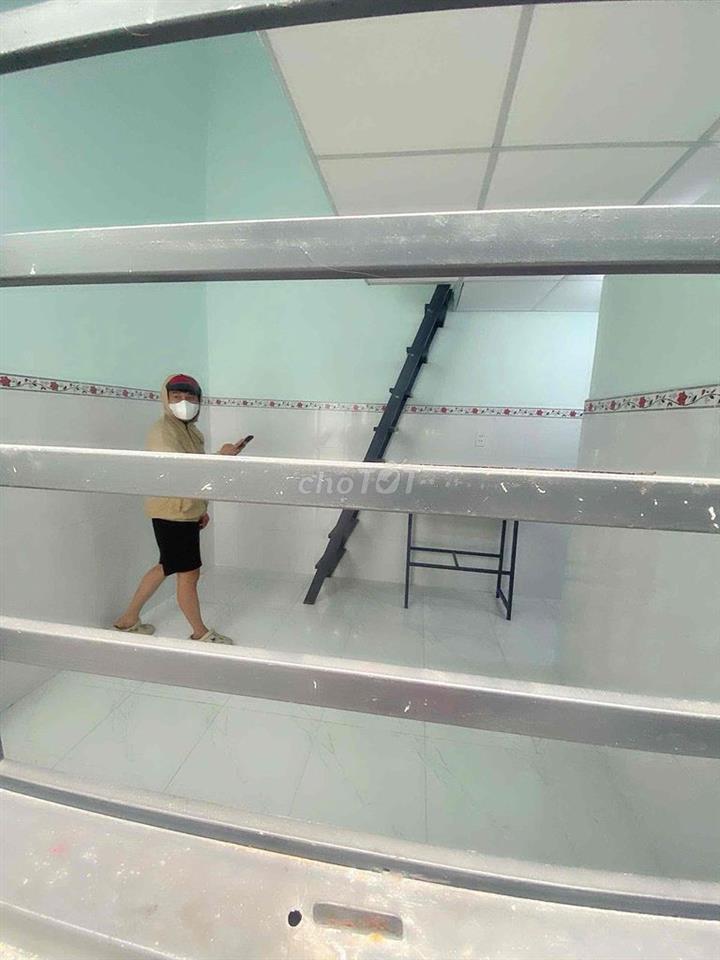 Trọ máy lạnh - gác cao ngay gần IUH