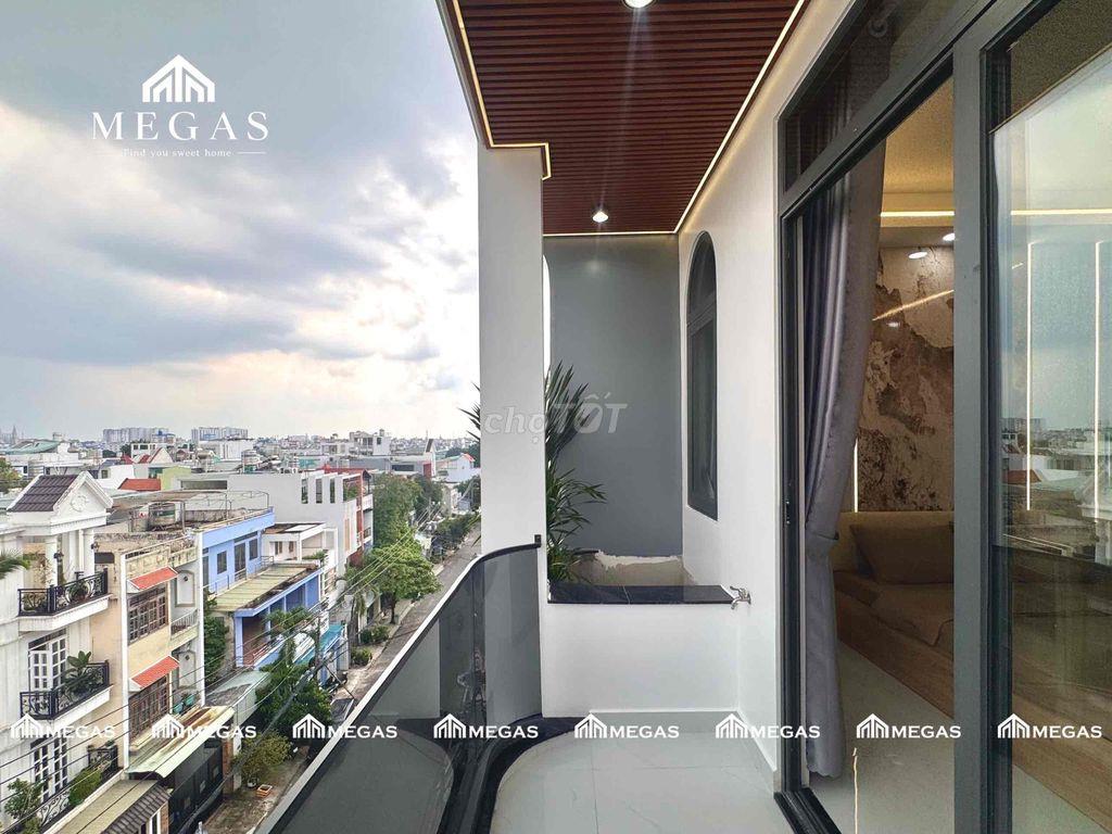 NGAY EMART PHAN HUY ÍCH