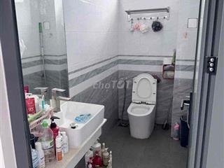 Nhà gđ ko ở share lại phòng điện nước giá dân