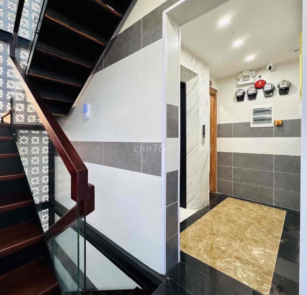 STUDIO FULL NỘI THẤT - THANG MÁY