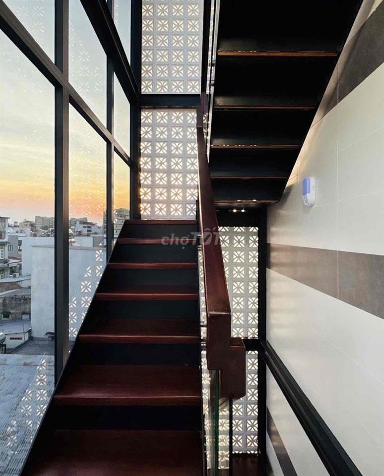 STUDIO FULL NỘI THẤT - THANG MÁY