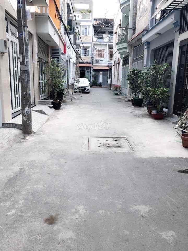 Phòng sạch thoáng gần trường ĐH, CĐ, chợ, Siêu Thị