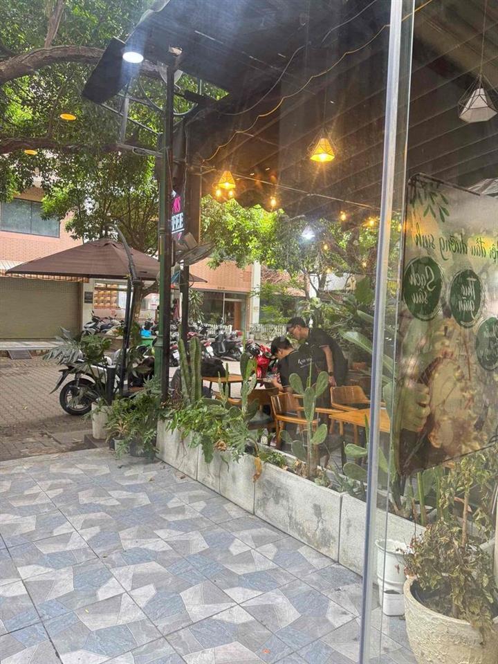 Mặt bằng kinh doanh khu sầm uất