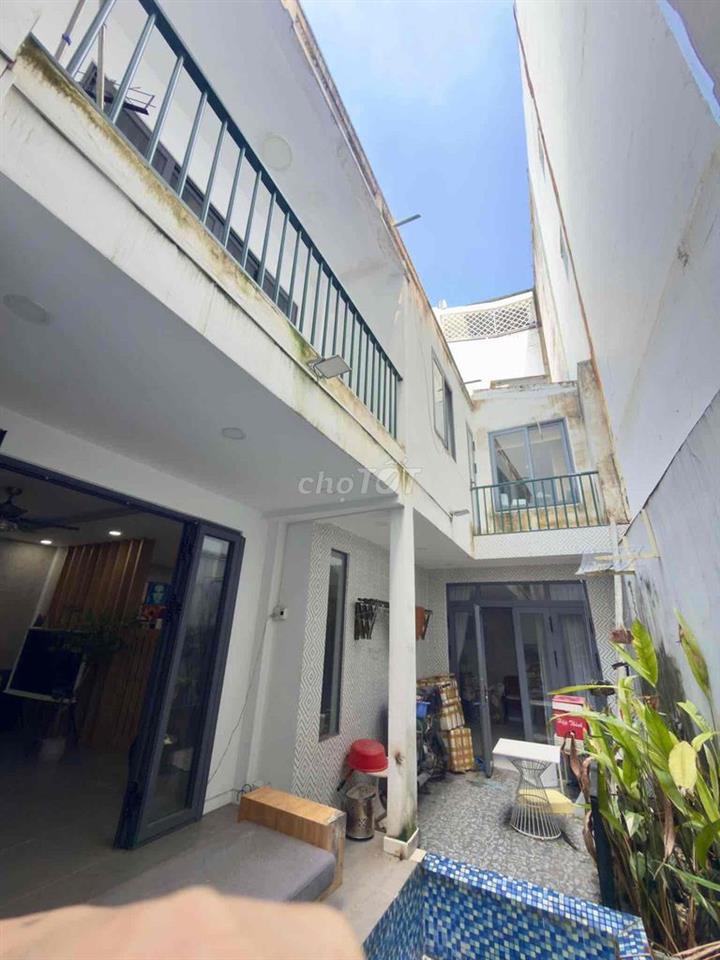 villa mini 100m2 , mặt tiền thụt