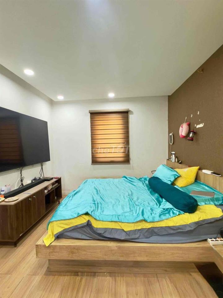 villa mini 100m2 , mặt tiền thụt