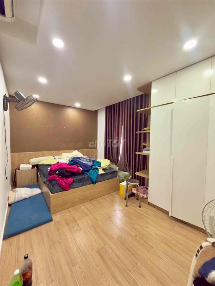 villa mini 100m2 , mặt tiền thụt