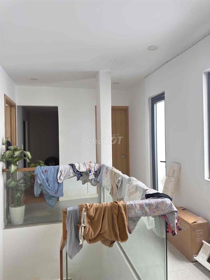 villa mini 100m2 , mặt tiền thụt