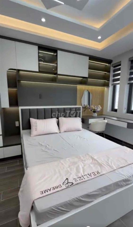 Nhà phố thang máy Phạm Văn Chiêu - 8Tỷ500