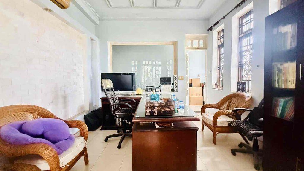 biệt thự Dương Quảng Hàm