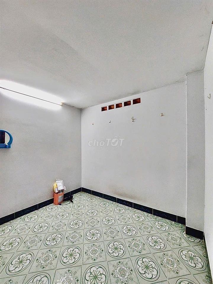 Phòng đẹp cho nữ thuê, 2t3, gần cityland Nguyễn Văn Lượng