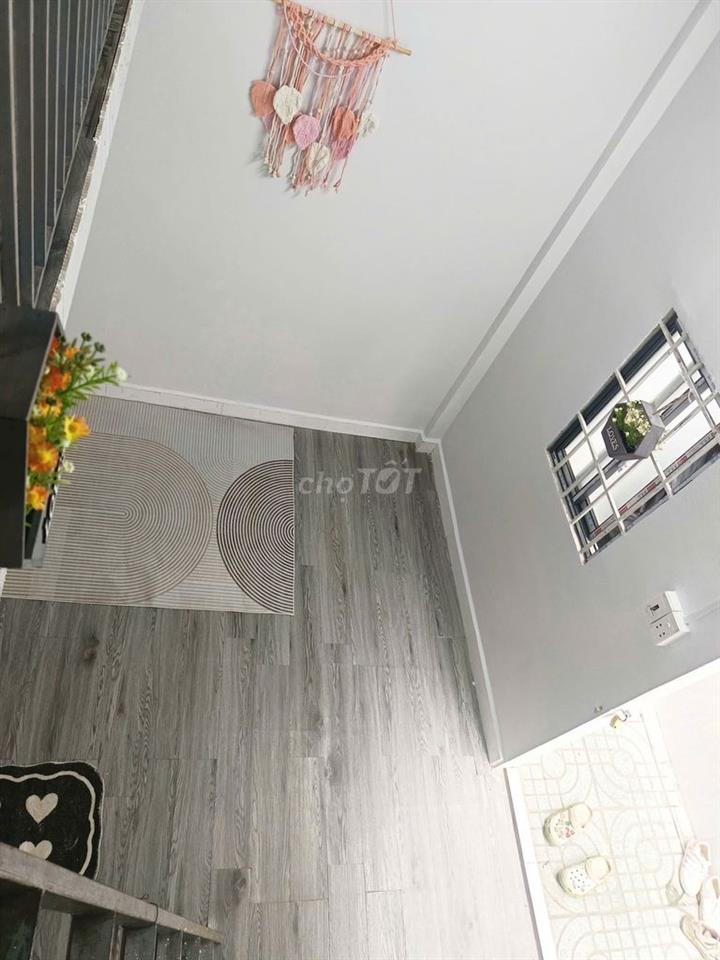 DUPLEX , FULL NỘI THẤT , GÁC CAO KHÔNG ĐỤNG ĐẦU