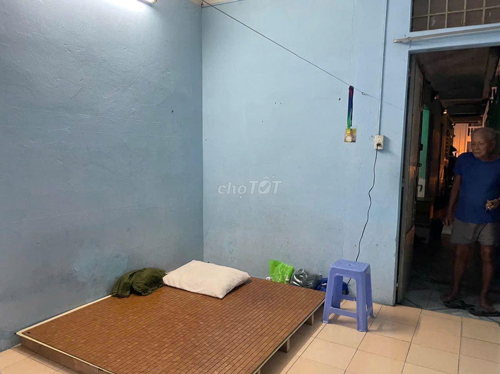 cho thuê phòng 30m2 ngay công viên gia định