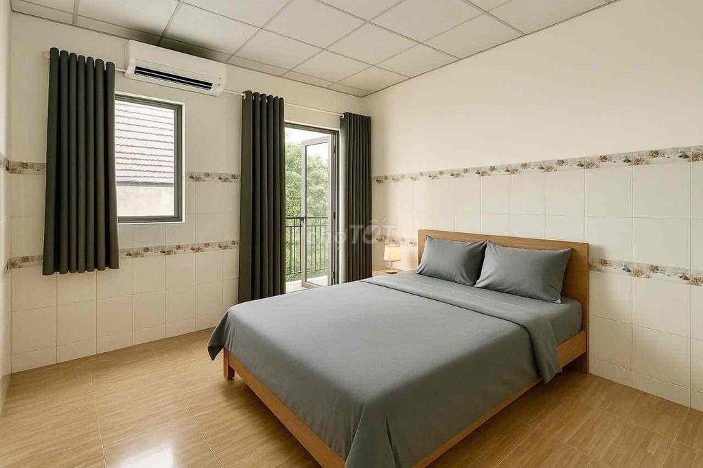 cho thuê căn hộ ban công sân vườn full nội thất giá rẻ ngã tư thủ đức
