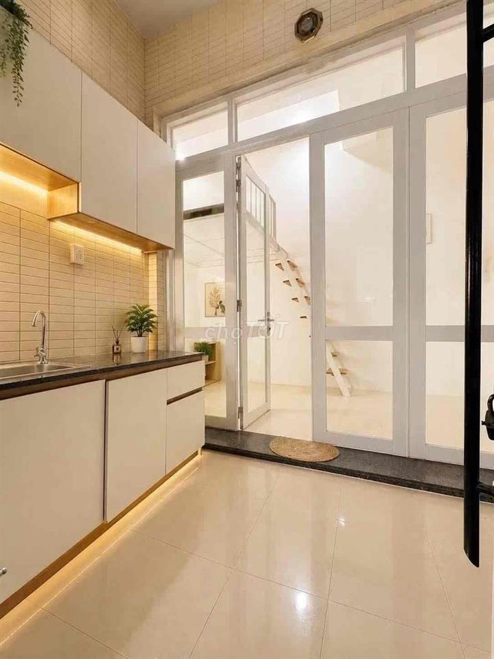 CHDV riêng biệt full nội thất siêu hót hiện tại