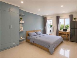 Căn Hộ 1PN Tách Bếp Ban Công Full nội thất giá rẻ ngay CV Làng Hoa