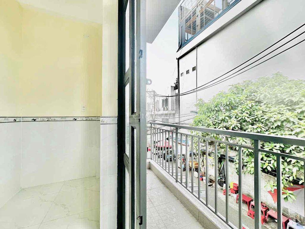 Cho thuê phòng trọ có bancong bên cạnh ĐH Công Thương