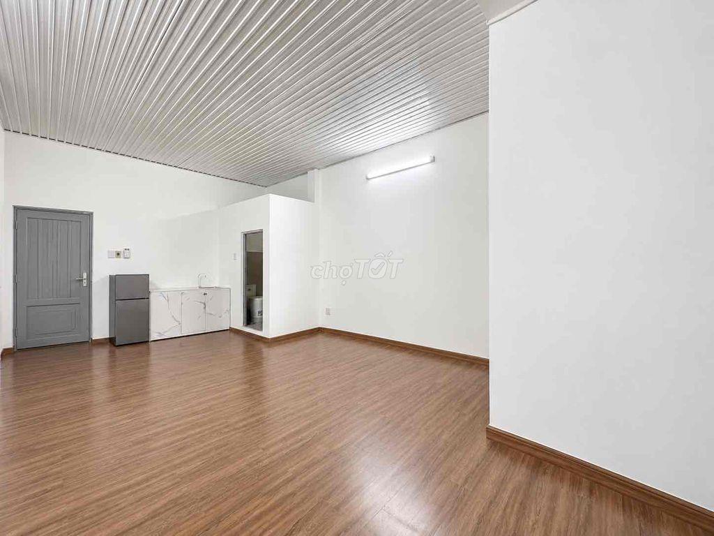 Chính chủ cho thuê phòng mới rộng hơn 35m2 có ban công giá rẻ