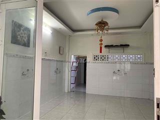 Nhà trống , sạch sẽ, thoáng mát , an ninh trật tự tốt, gần trợ, trường