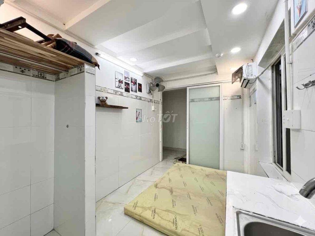 Phòng trọ giá rẻ - sát vách NTTU - khuyến mãi 300k cho tsv